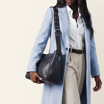 Render Shoulder Bag In Pebbled Leather - Ink Navy