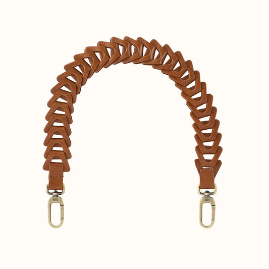 Petty Leather Link Strap In Polished Leather - Truffle